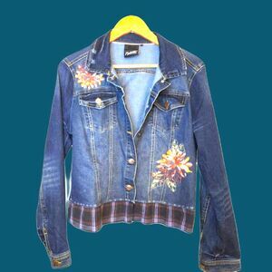 Nanette Lepore Embroidered Floral Denim Jacket Size M Cottage Costal Coquette